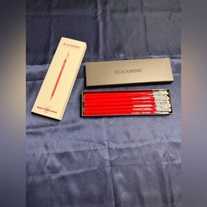 Blackwing X TWA Hotel 11 Pencils Red Unsharpened Limited Edition Collectible